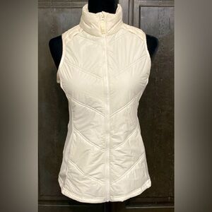 Avia Cream / Off White puffy vest Size Small (4-6)